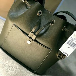Michael kors bag